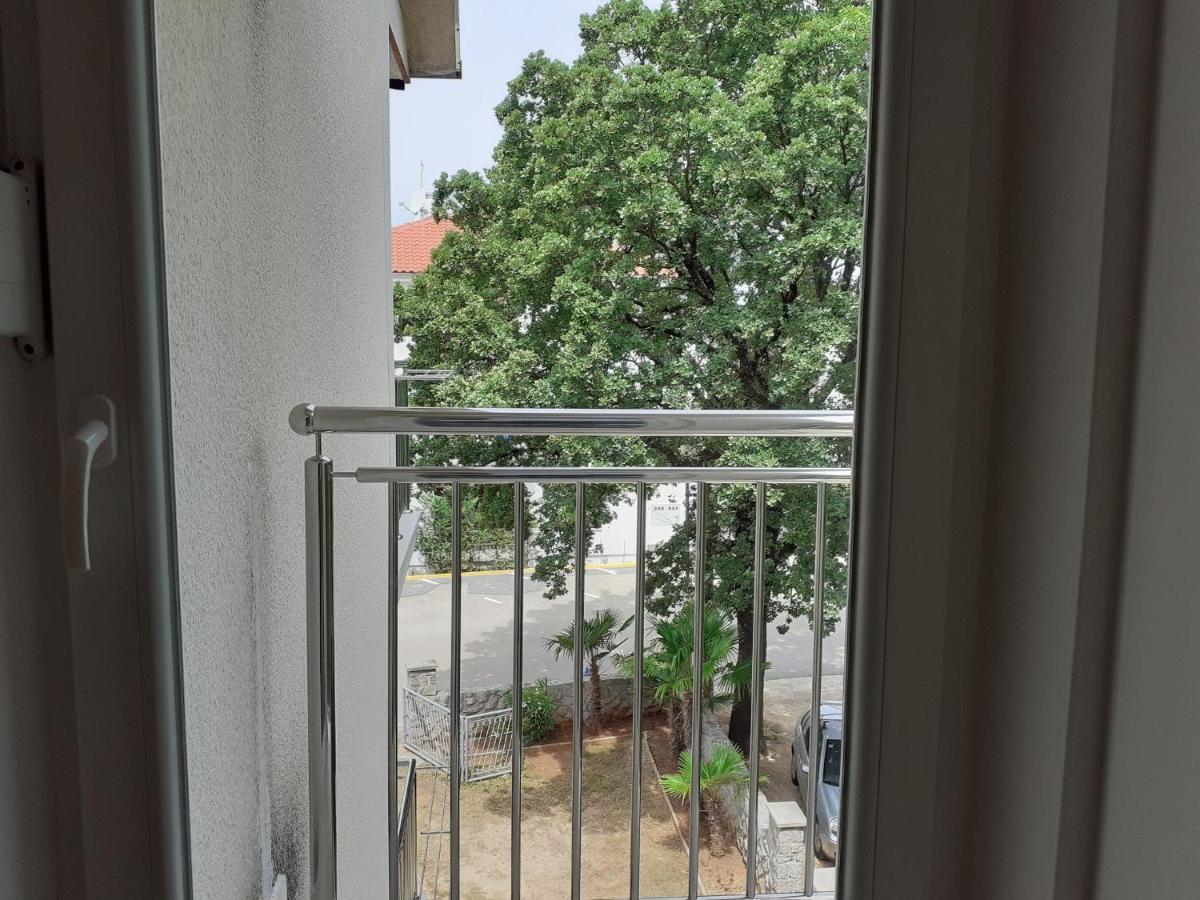 Apartment Vesel Malinska Εξωτερικό φωτογραφία